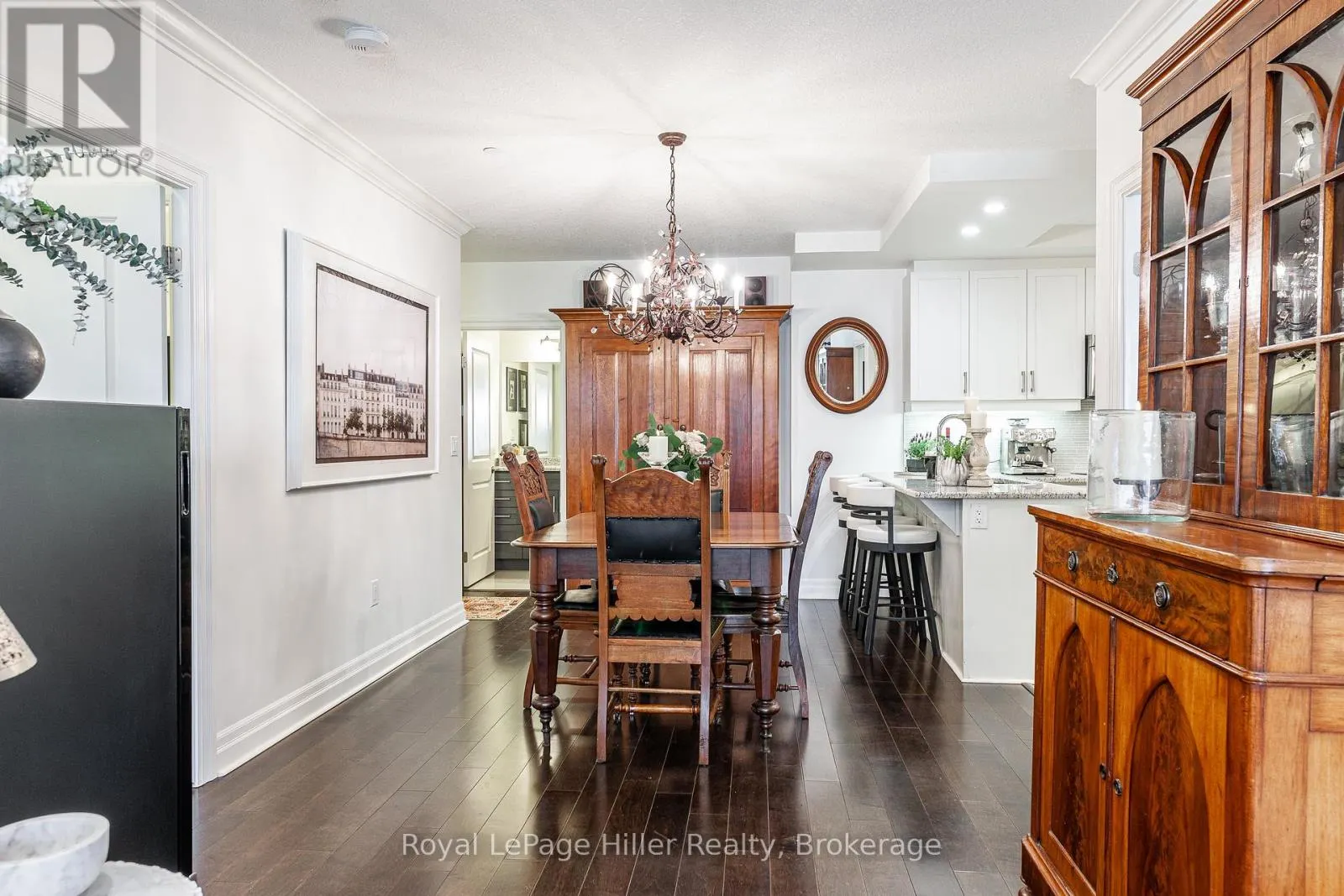 111 - 255 JOHN STREET, #111