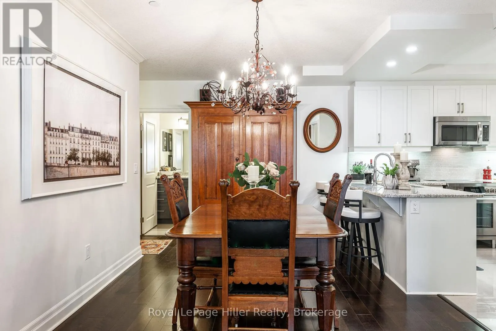 111 - 255 JOHN STREET, #111