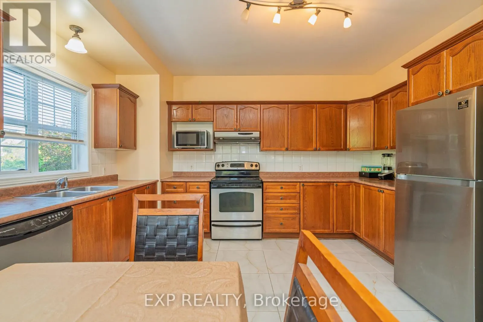 1567 RUMFORD DRIVE