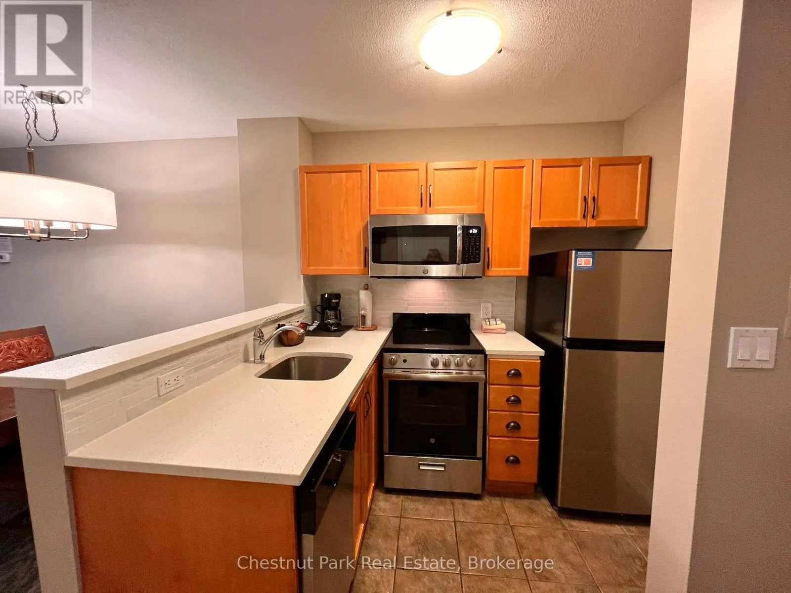 213 - 156 JOZO WEIDER BOULEVARD, #213