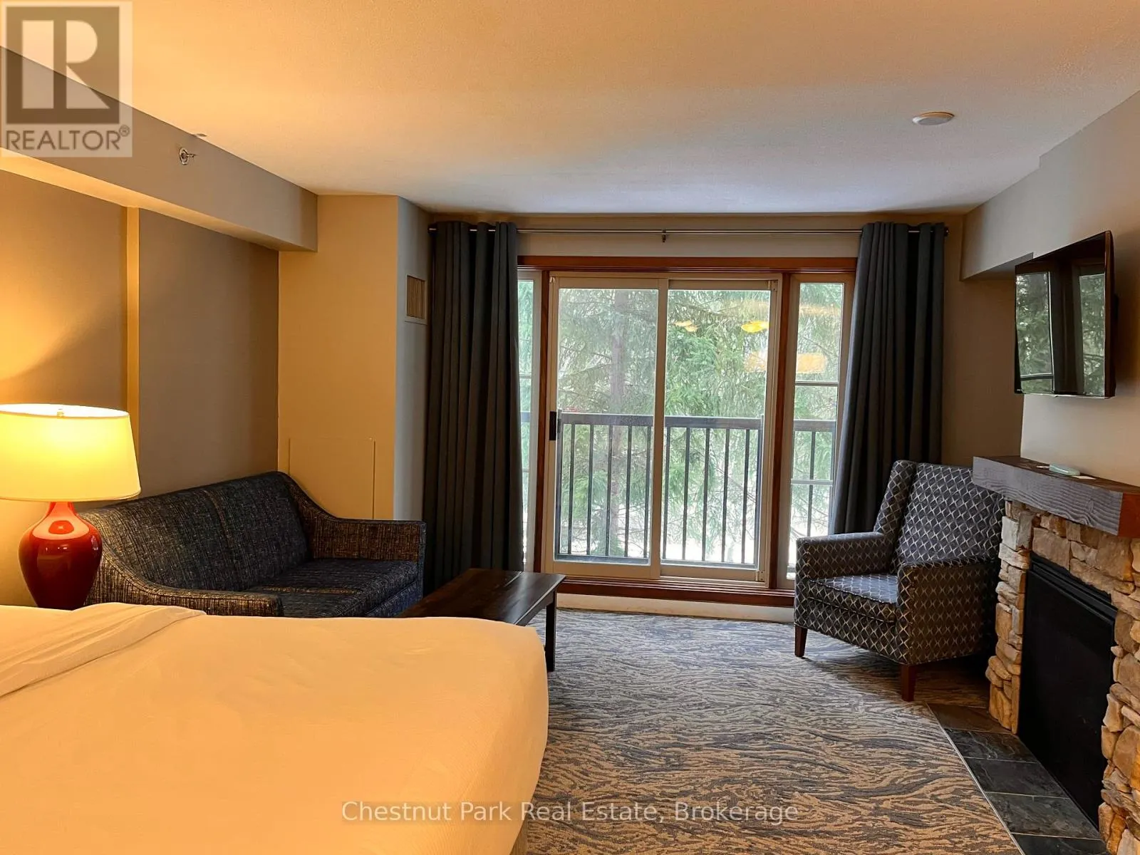 213 - 156 JOZO WEIDER BOULEVARD, #213