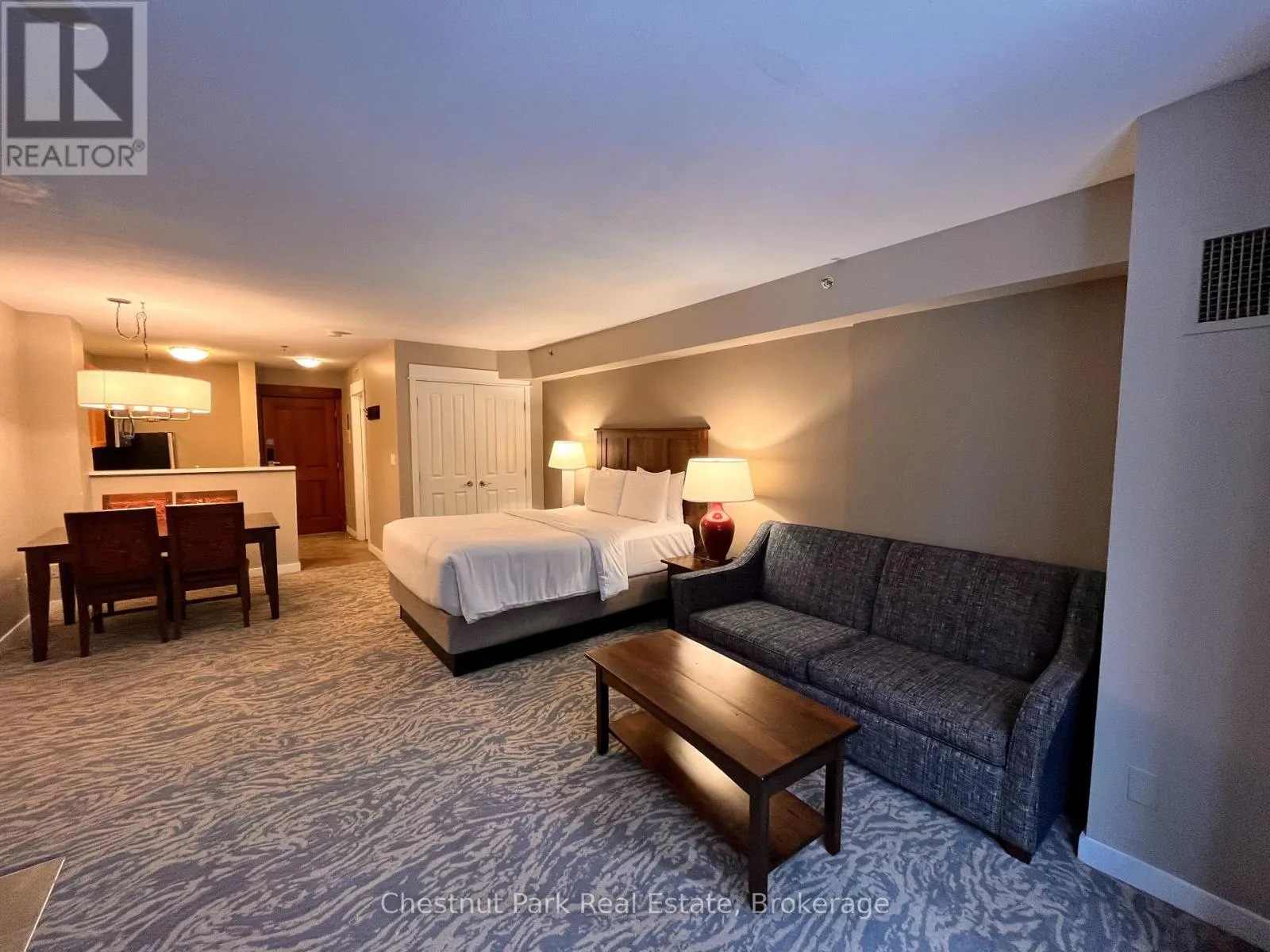 213 - 156 JOZO WEIDER BOULEVARD, #213