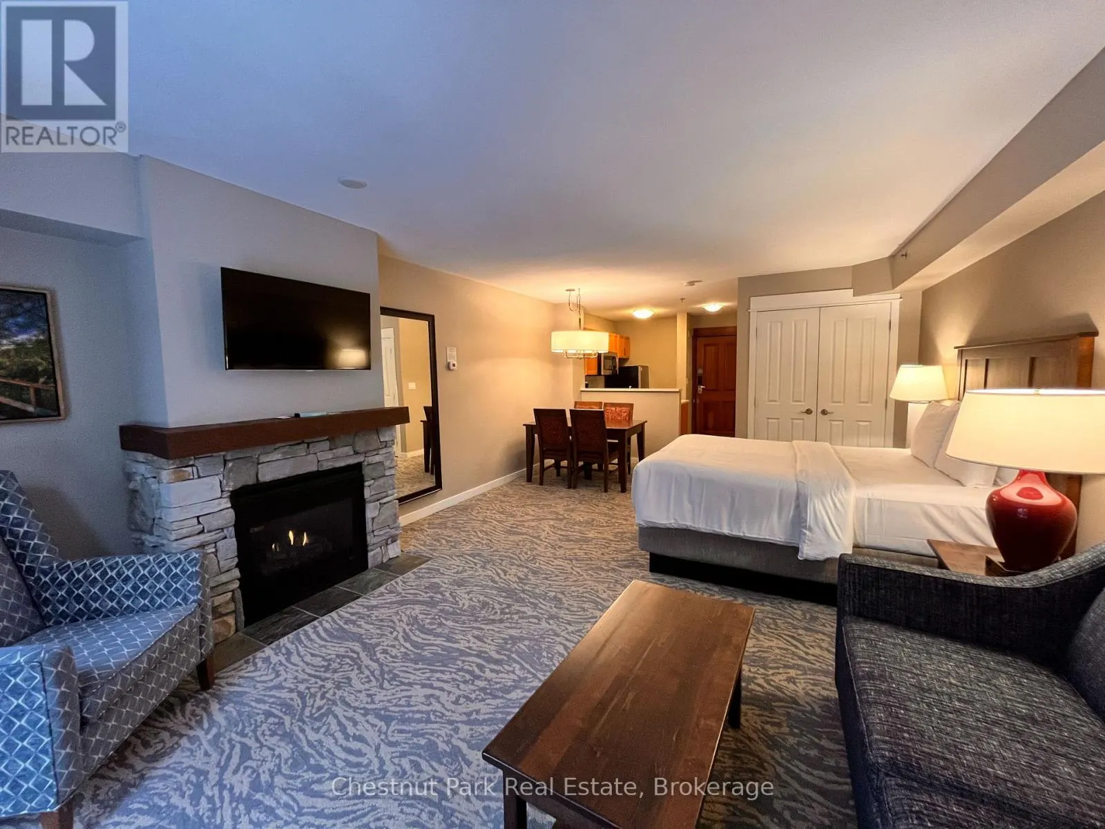 213 - 156 JOZO WEIDER BOULEVARD, #213