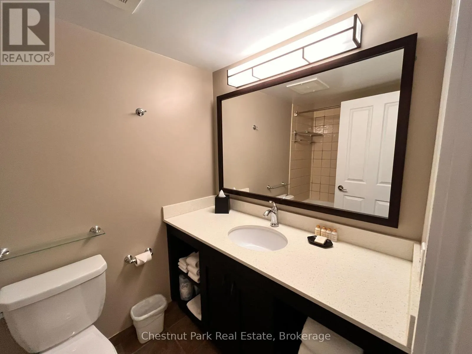 213 - 156 JOZO WEIDER BOULEVARD, #213