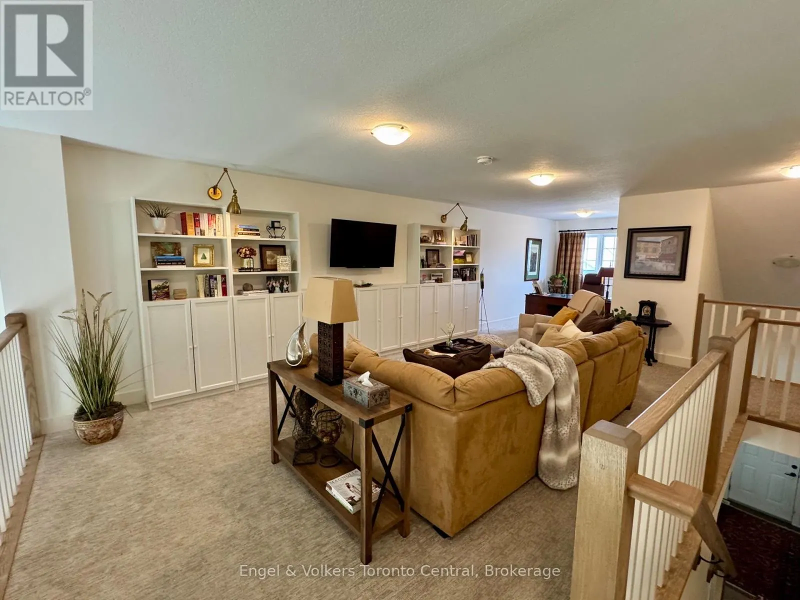 306 SANDPIPER LANE