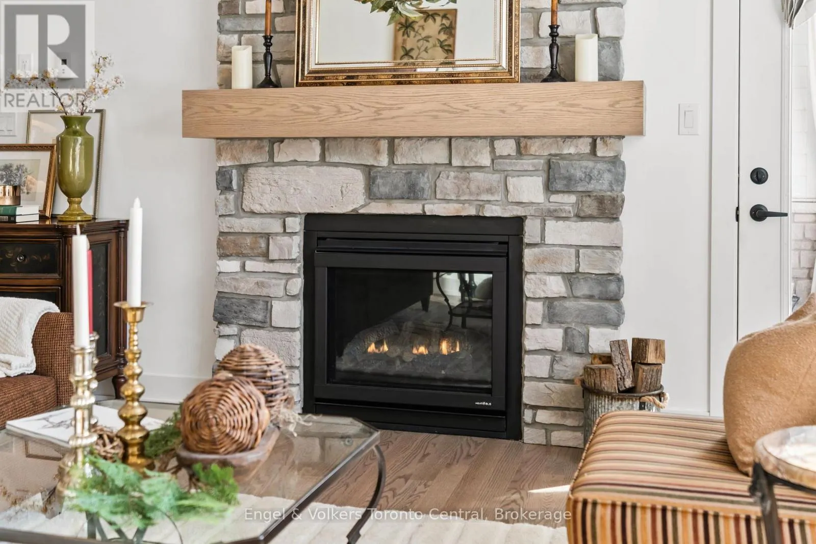 306 SANDPIPER LANE