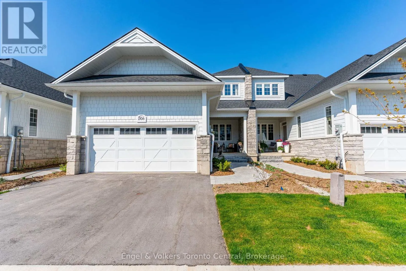306 SANDPIPER LANE