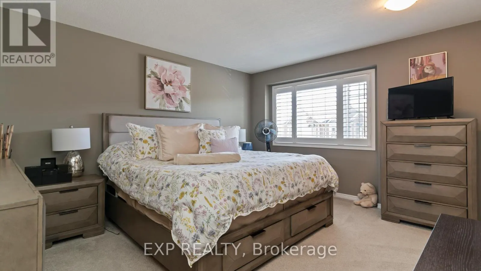 52 - 2635 BATEMAN TRAIL, #52