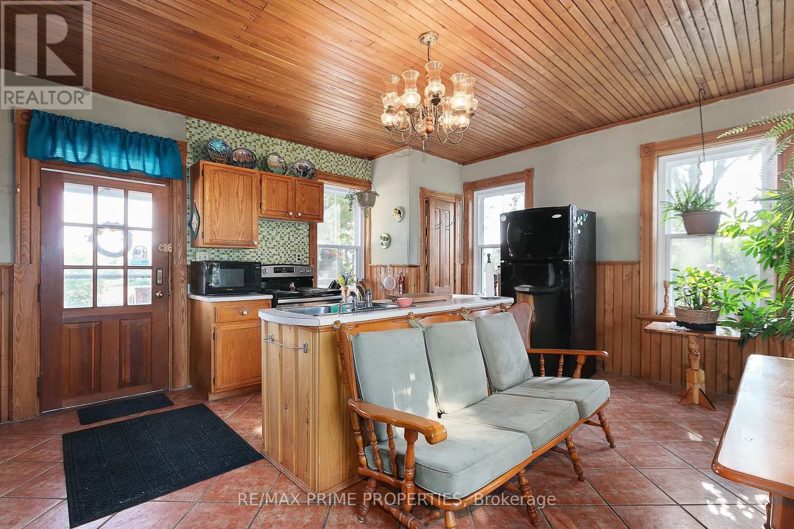 650 CONCESSION 1 ROAD