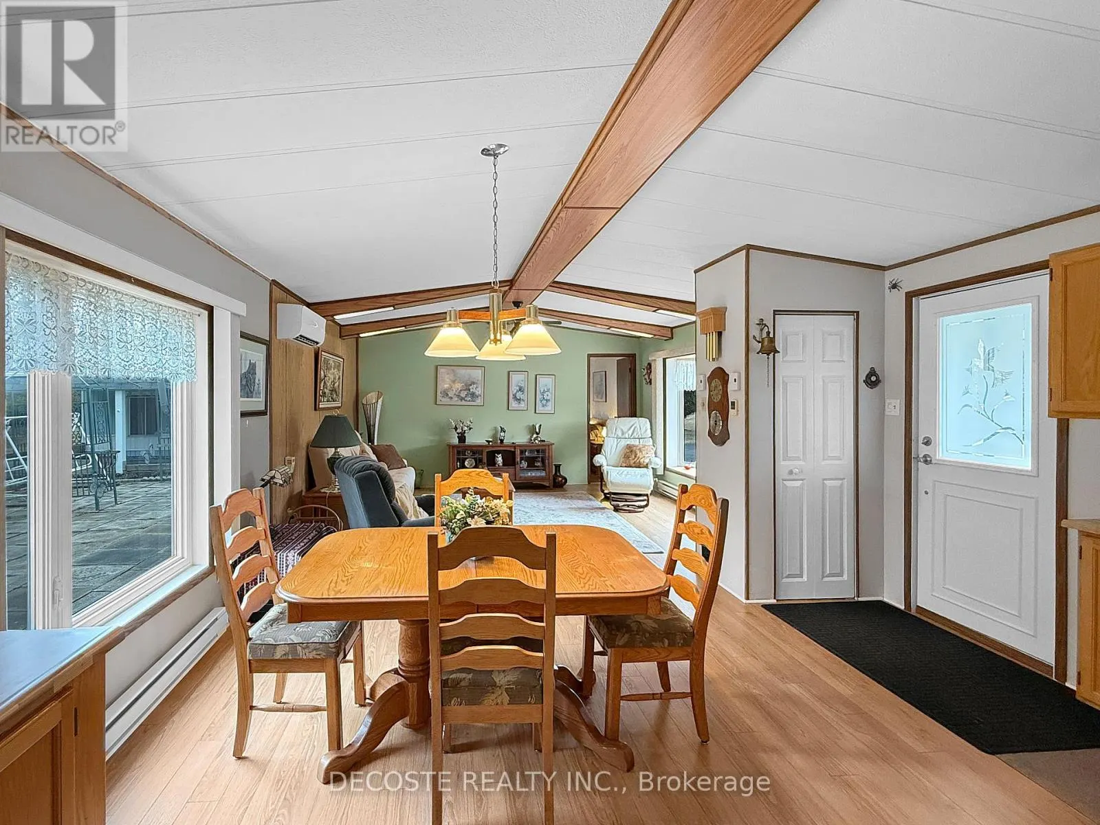 3872 BOBBY STREET