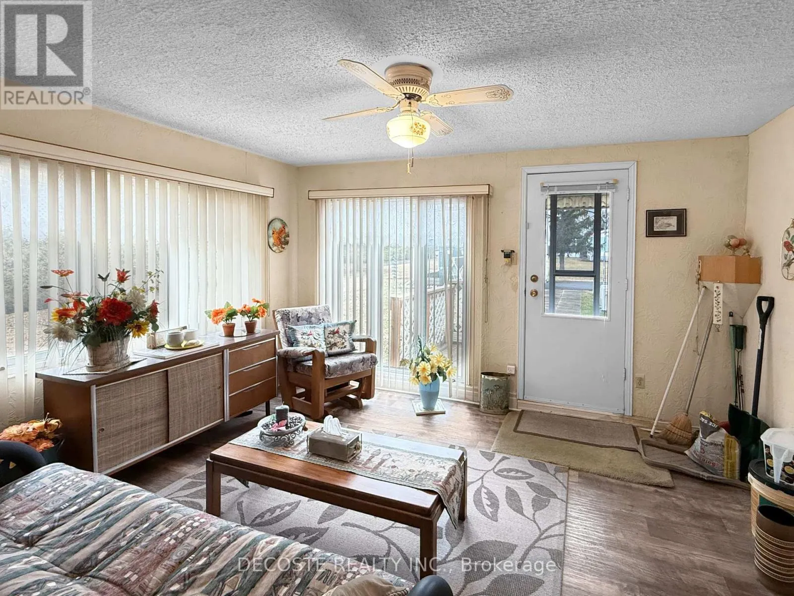 3872 BOBBY STREET