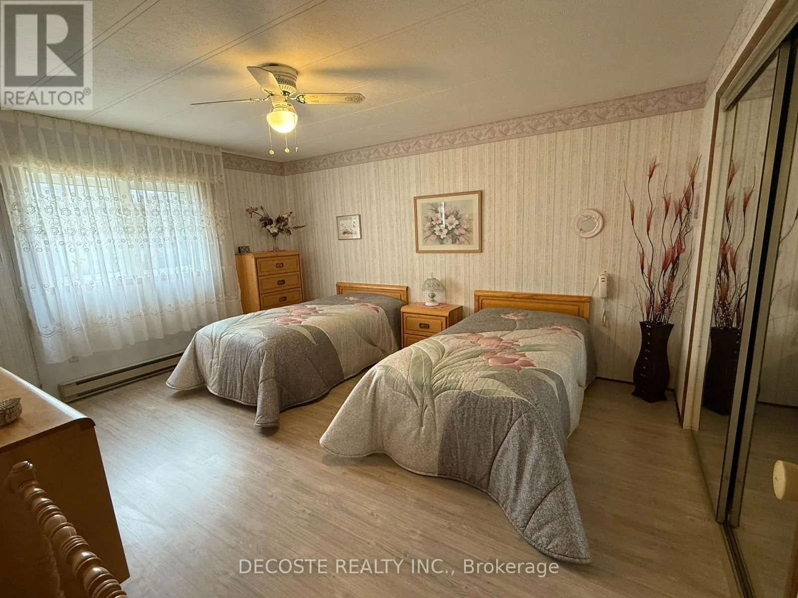 3872 BOBBY STREET