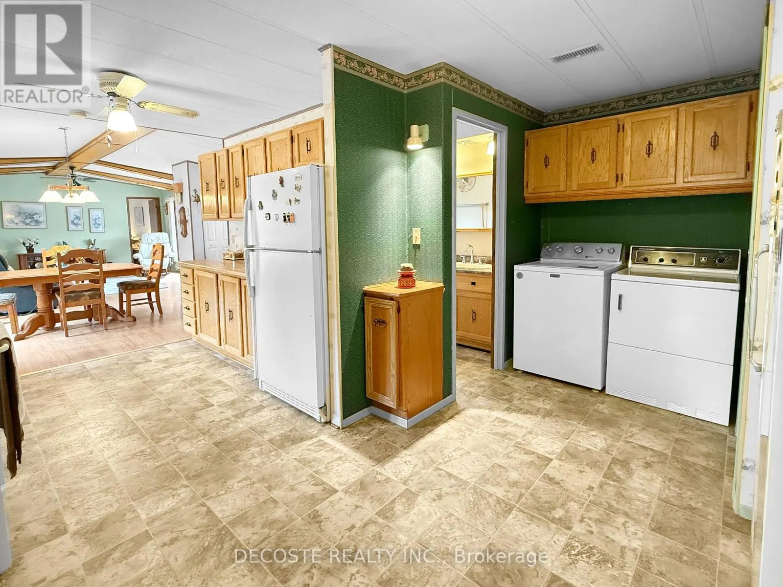 3872 BOBBY STREET