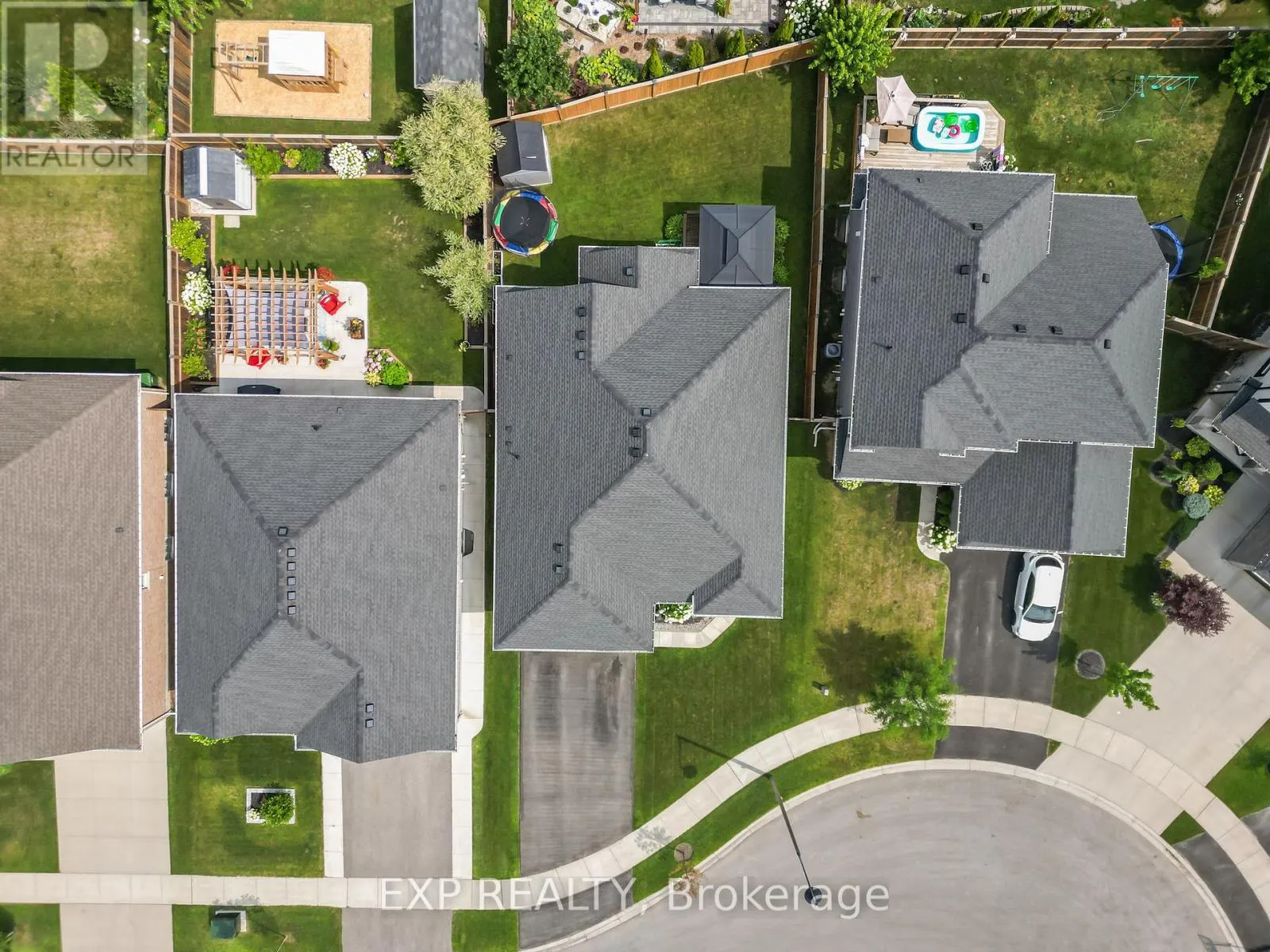 25 FOX HOLLOW COURT