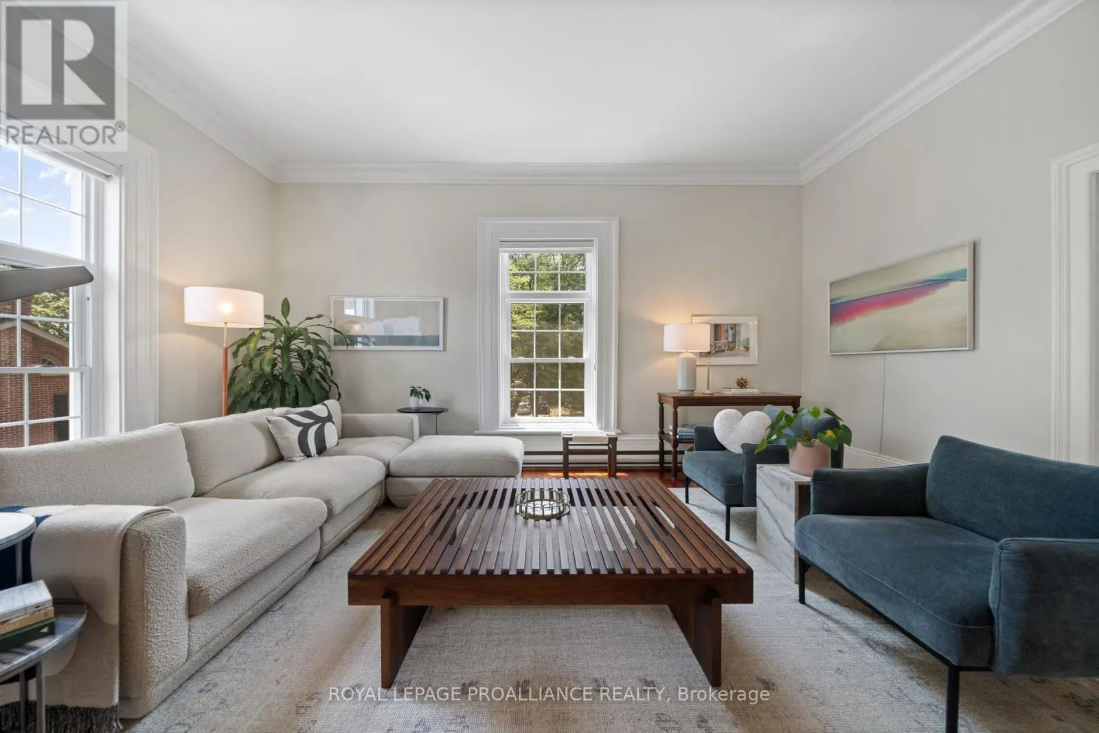 3 - 99 BRIDGE STREET E, #3