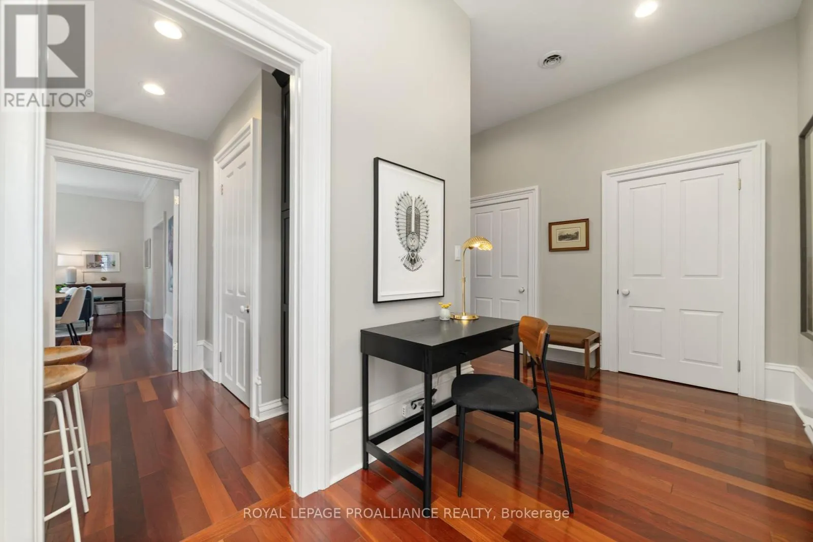 3 - 99 BRIDGE STREET E, #3