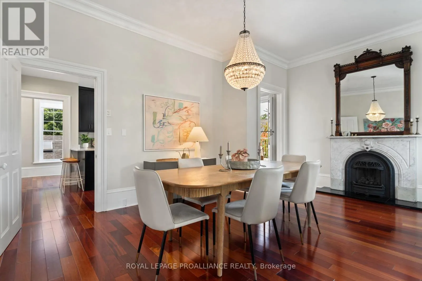 3 - 99 BRIDGE STREET E, #3