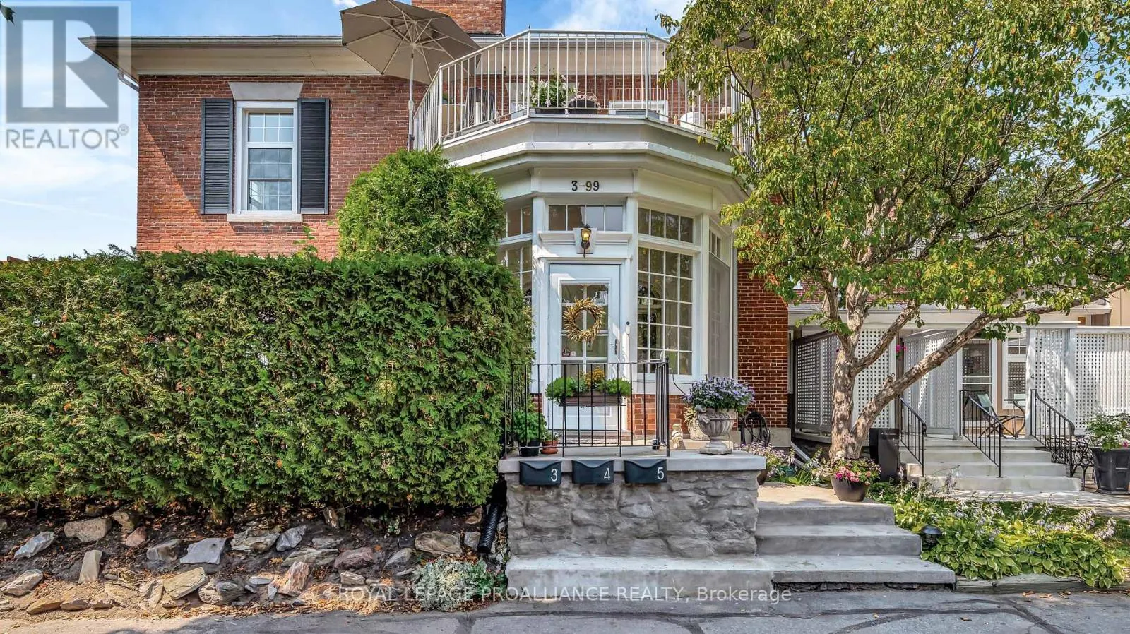 3 - 99 BRIDGE STREET E, #3