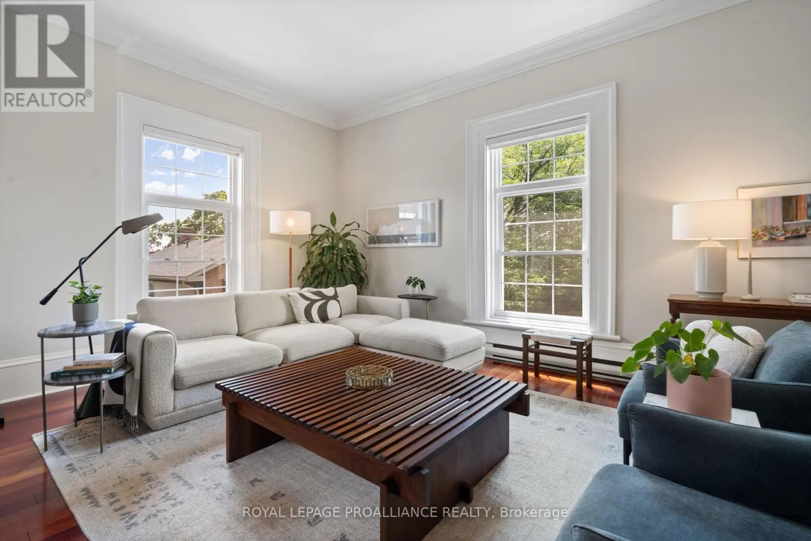 3 - 99 BRIDGE STREET E, #3