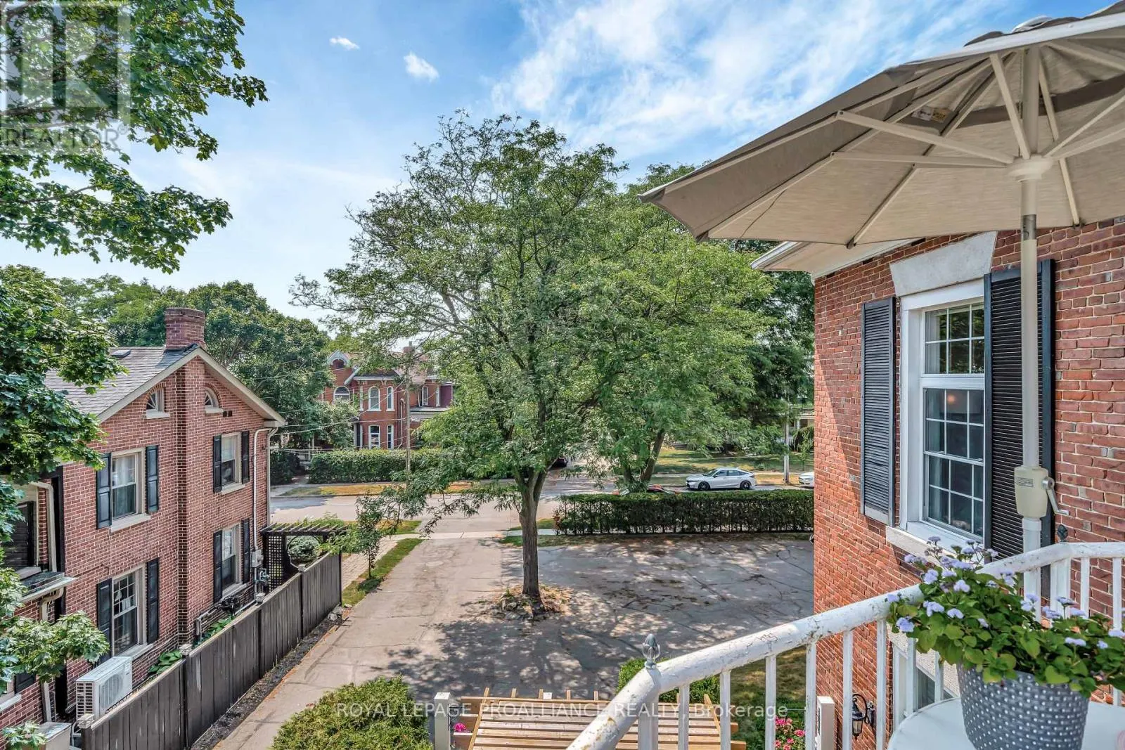 3 - 99 BRIDGE STREET E, #3