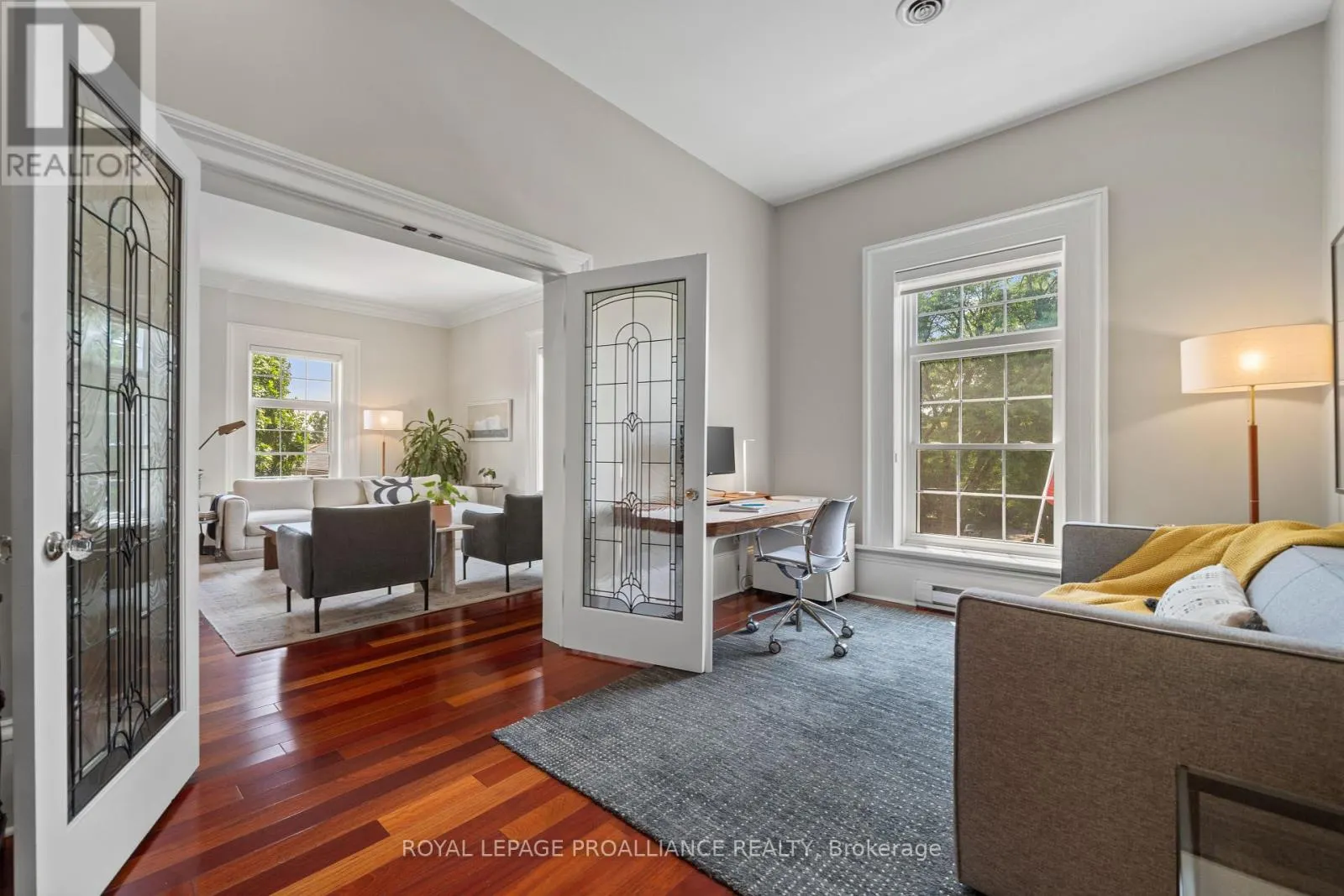 3 - 99 BRIDGE STREET E, #3