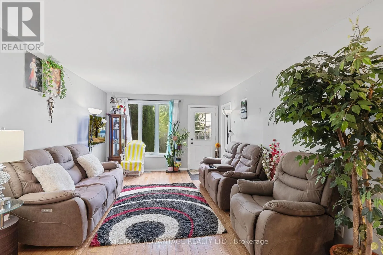 95 CLARENCE AVENUE