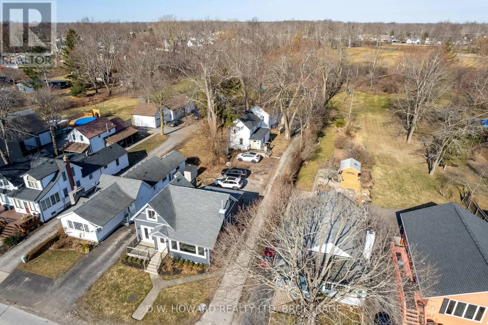 474 LAKESHORE ROAD