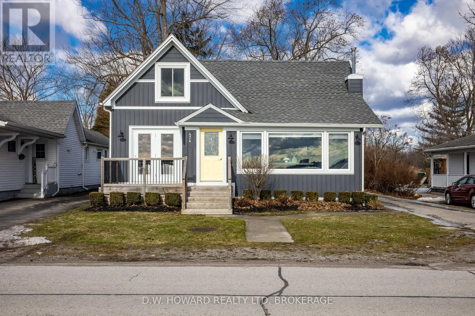 474 LAKESHORE ROAD