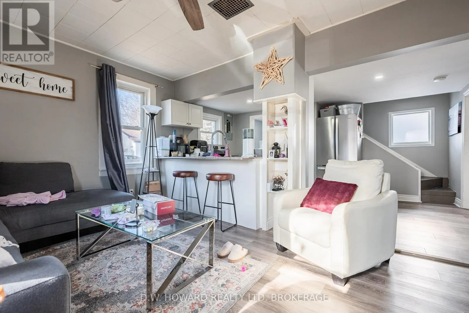 474 LAKESHORE ROAD