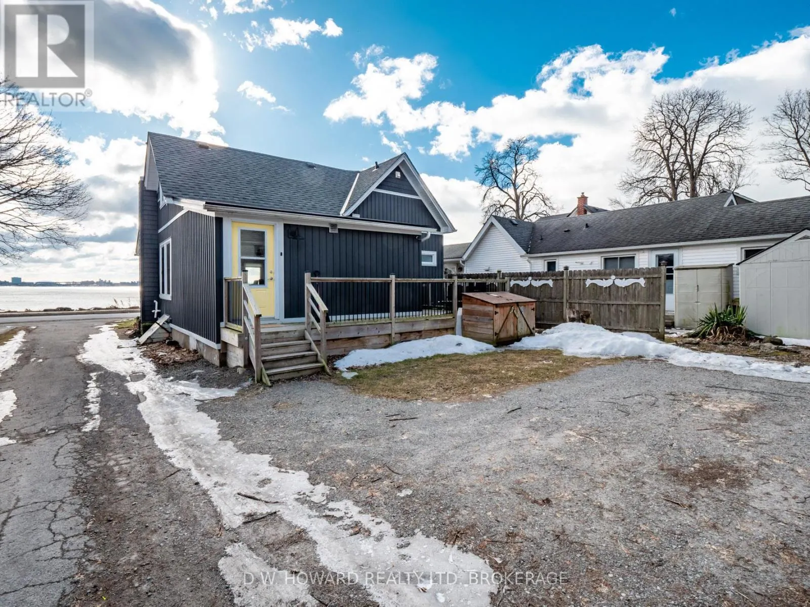 474 LAKESHORE ROAD