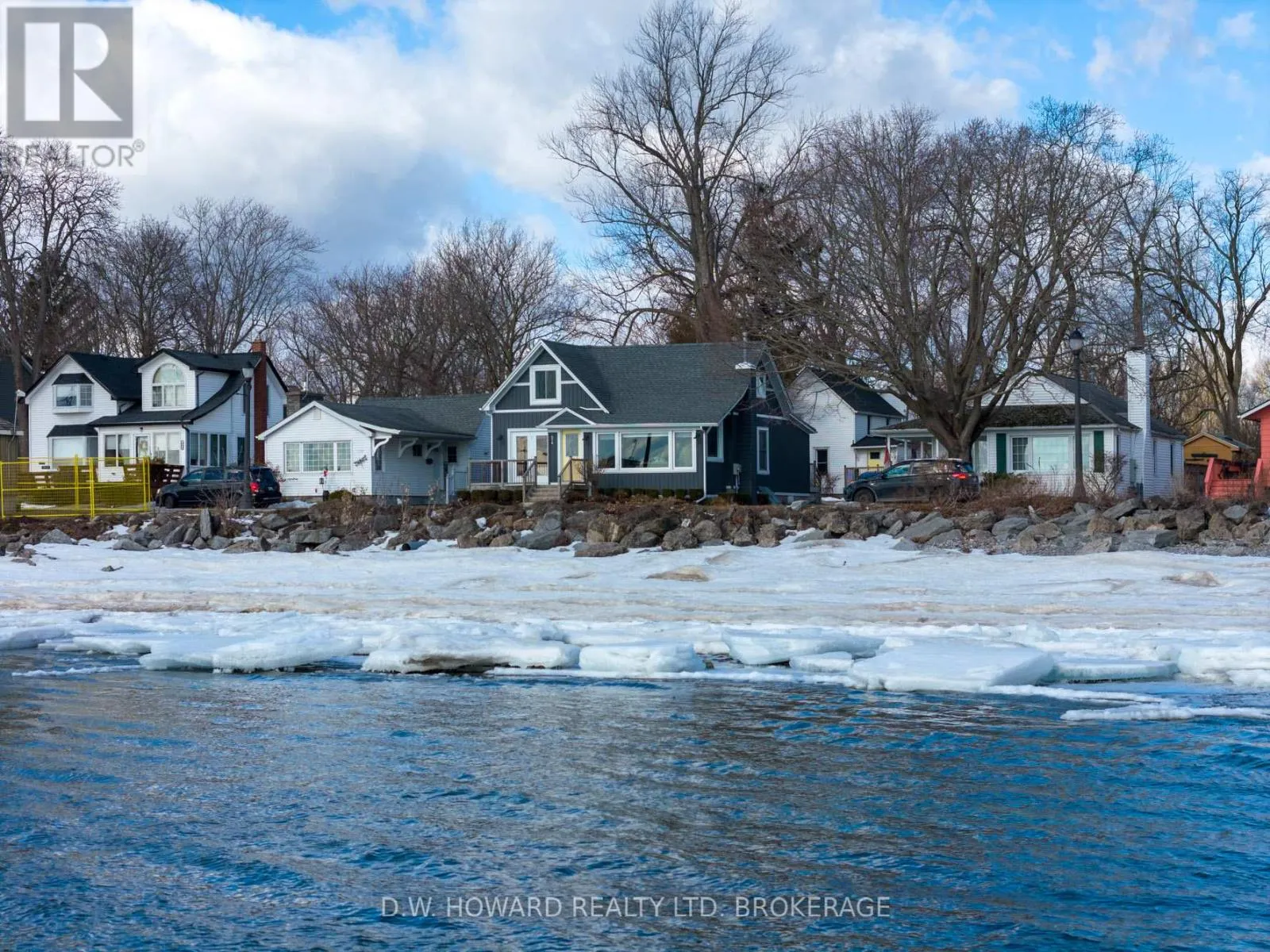 474 LAKESHORE ROAD