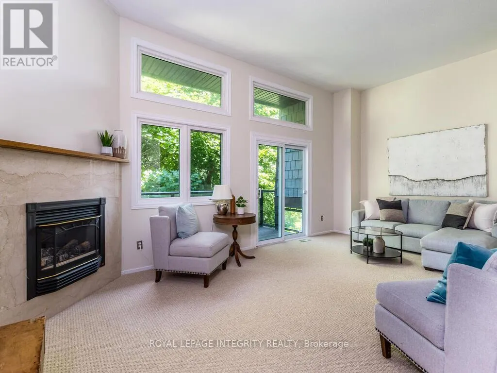 27 - 655 RICHMOND ROAD