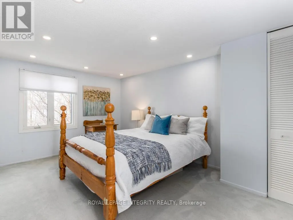 27 - 655 RICHMOND ROAD