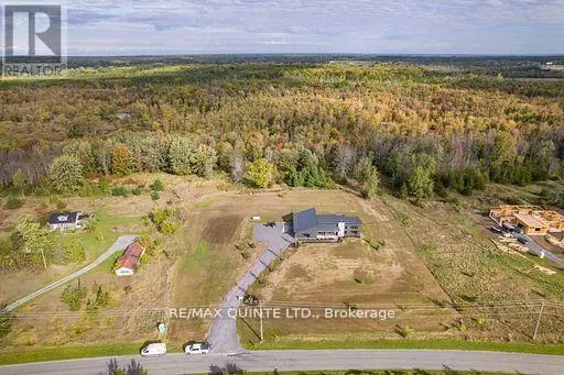 225 MITCHELLS CROSSROAD