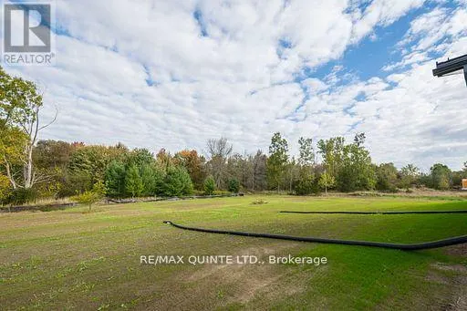 225 MITCHELLS CROSSROAD