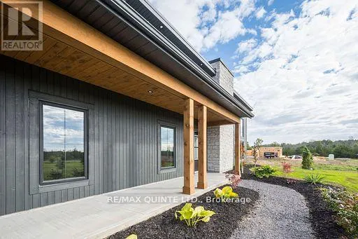 225 MITCHELLS CROSSROAD
