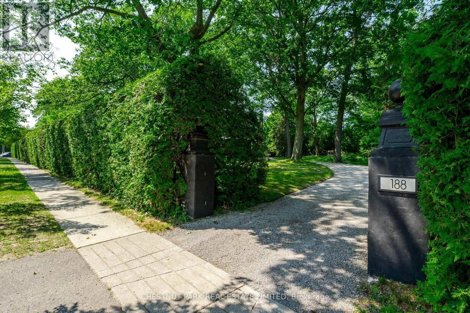 188 DORSET STREET W