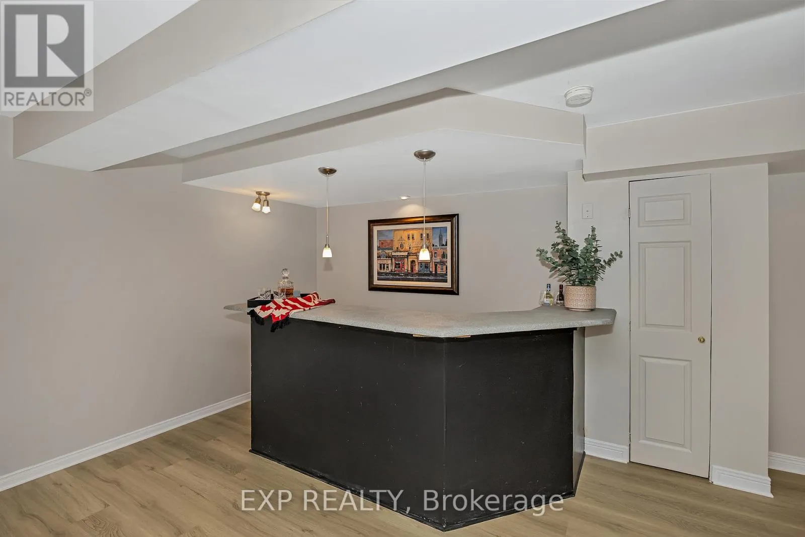 3722 MOUNTAIN MEADOWS CRESCENT N