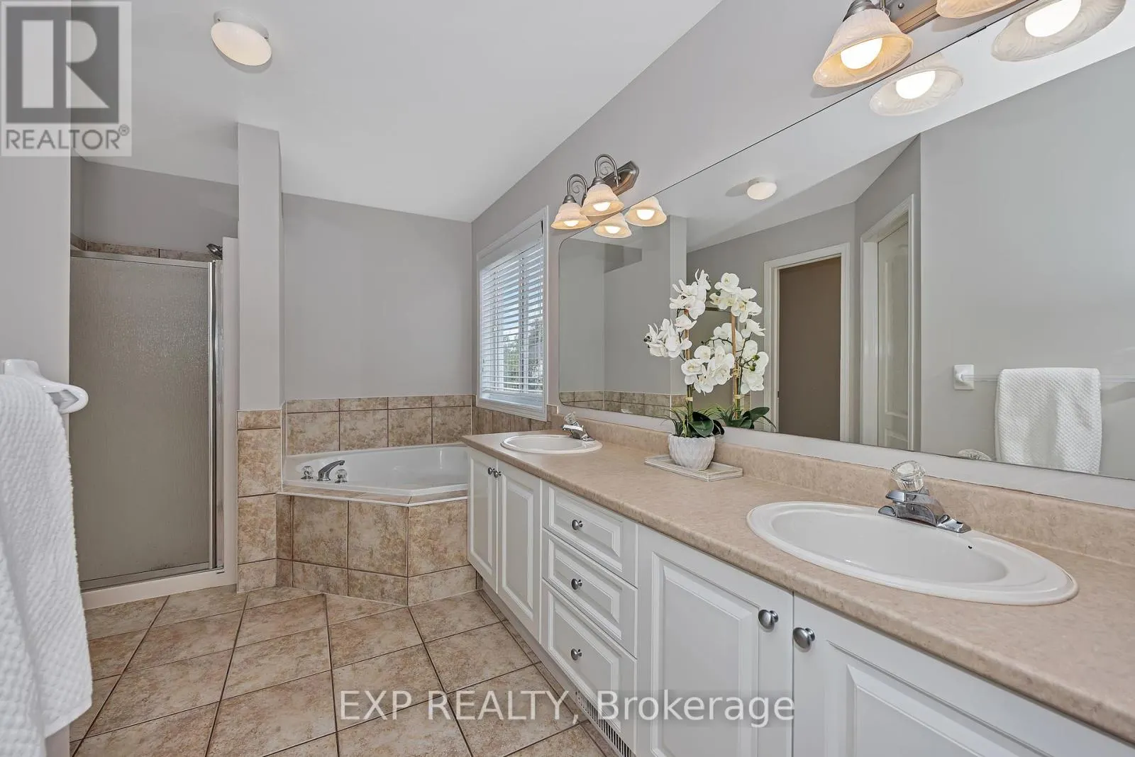 3722 MOUNTAIN MEADOWS CRESCENT N