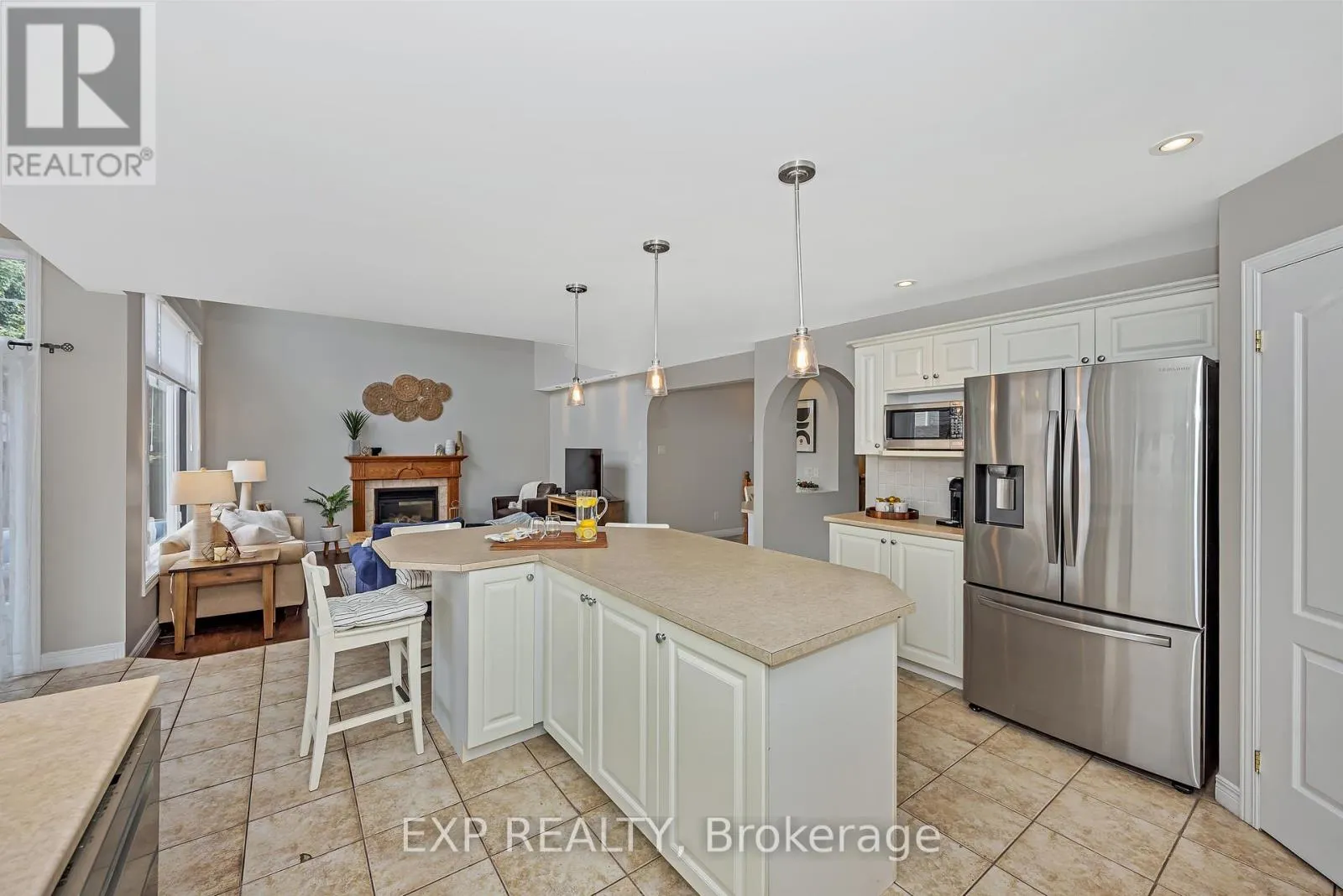 3722 MOUNTAIN MEADOWS CRESCENT N
