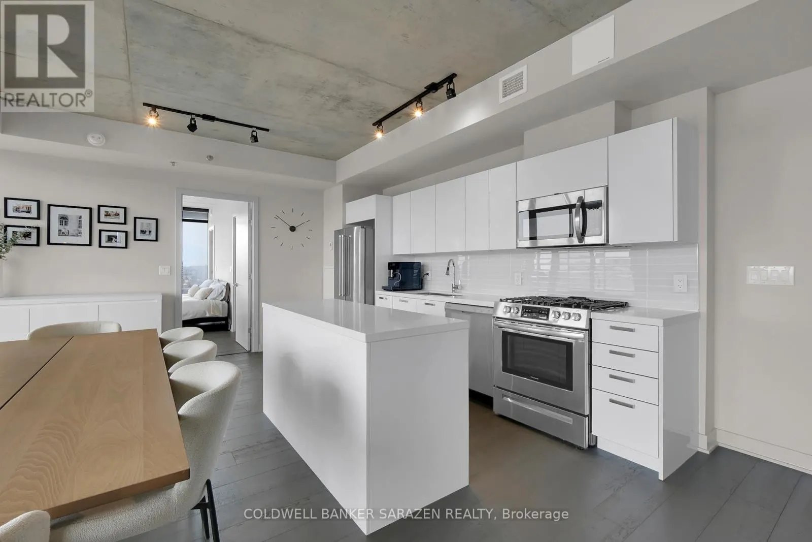 1407 - 203 CATHERINE STREET