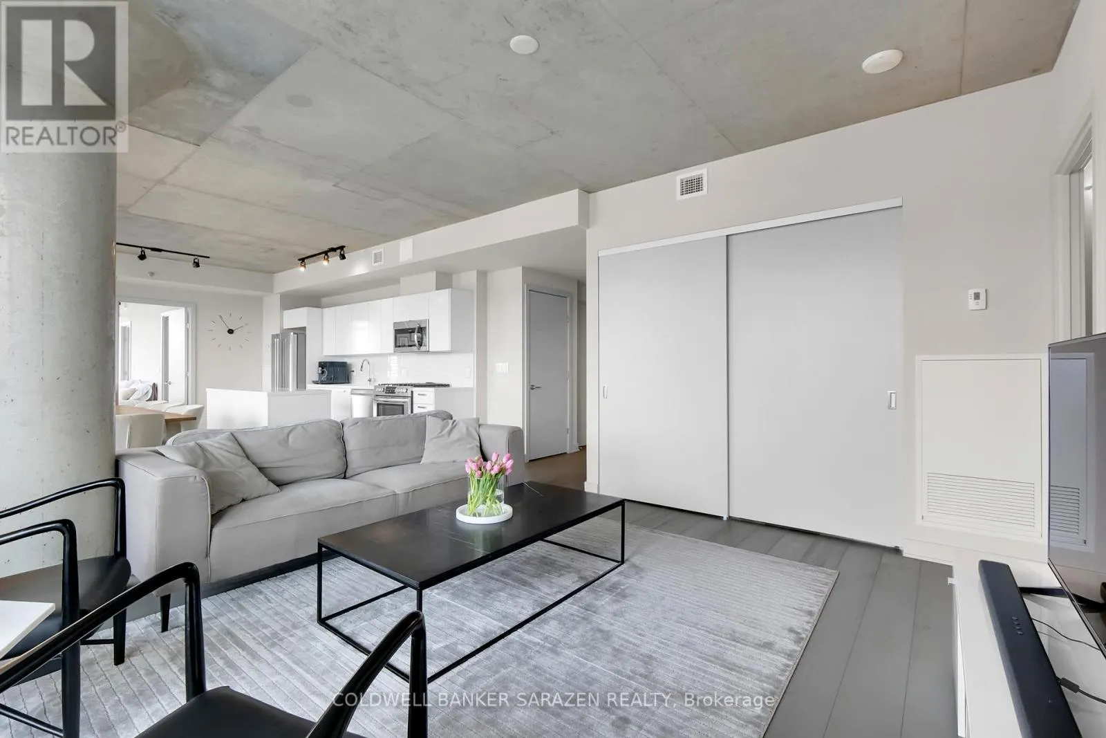 1407 - 203 CATHERINE STREET