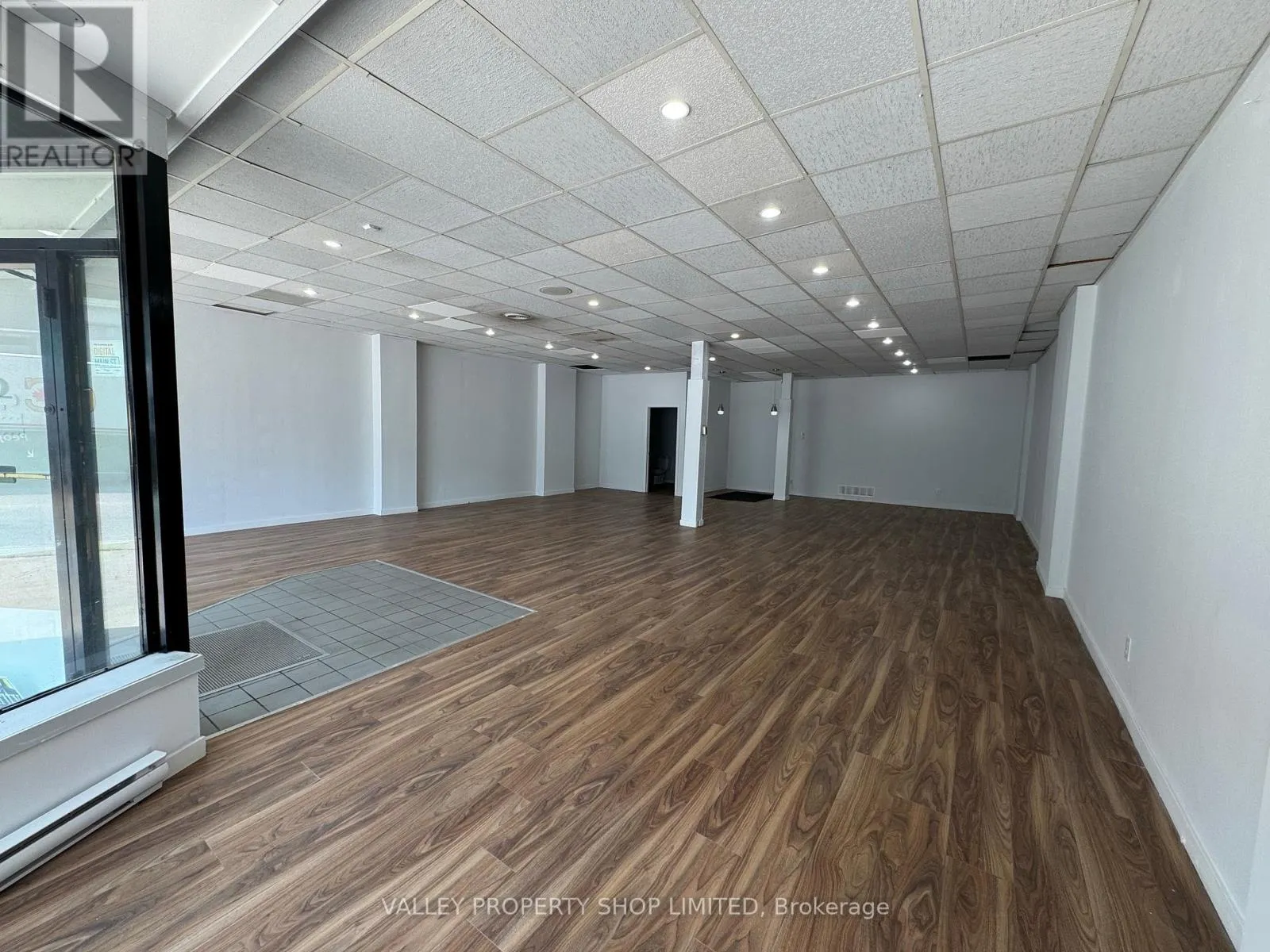 213 PEMBROKE STREET W