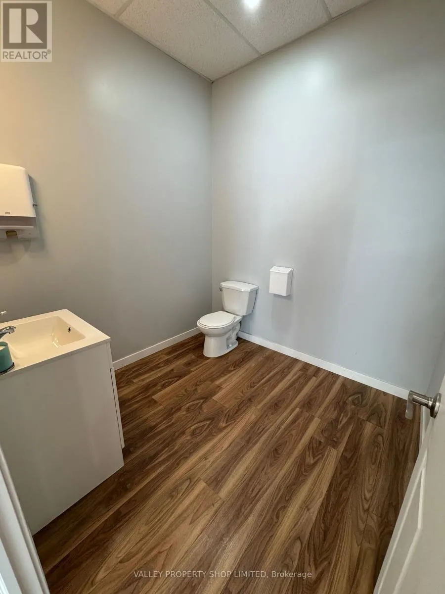 213 PEMBROKE STREET W