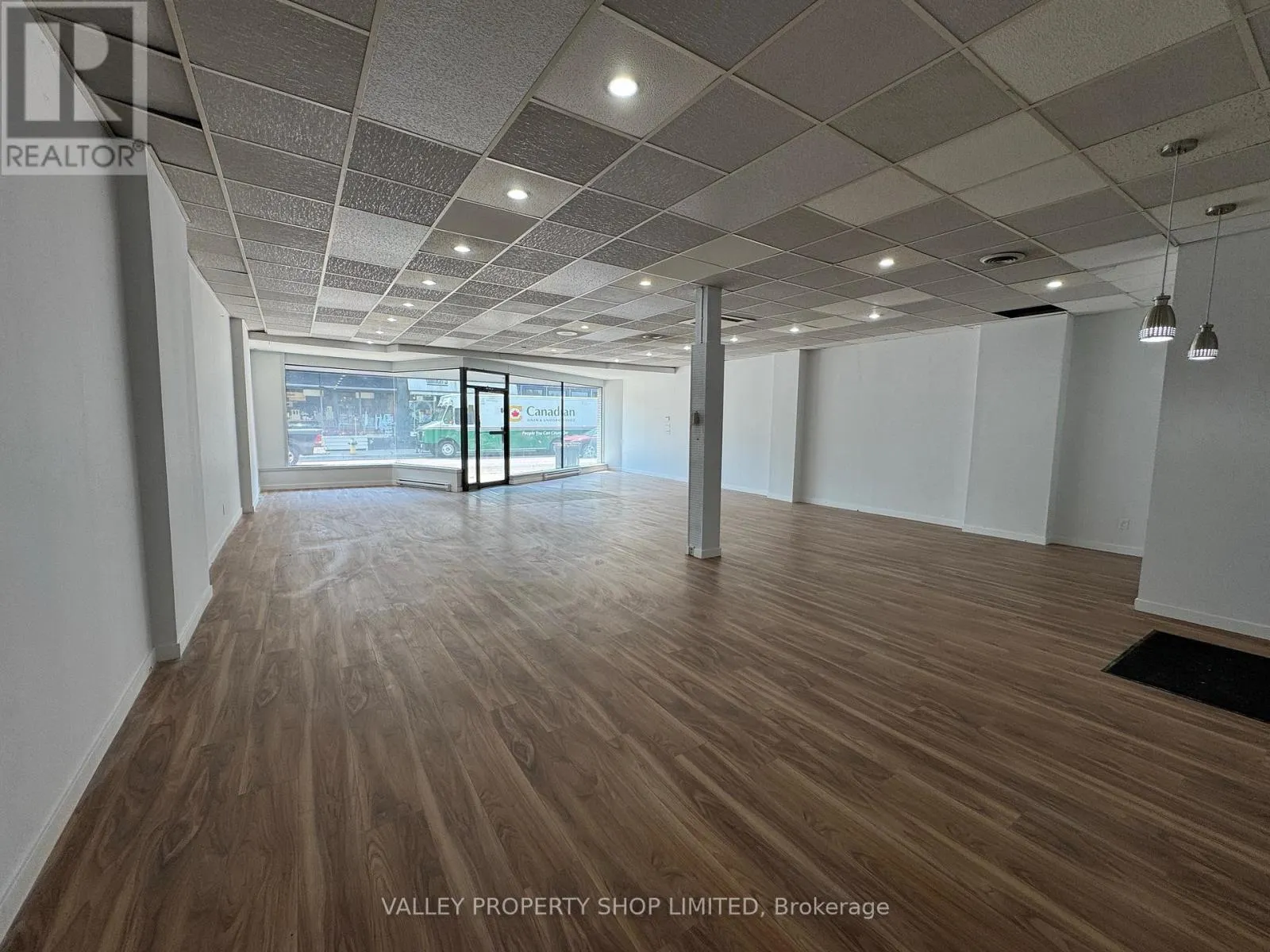 213 PEMBROKE STREET W