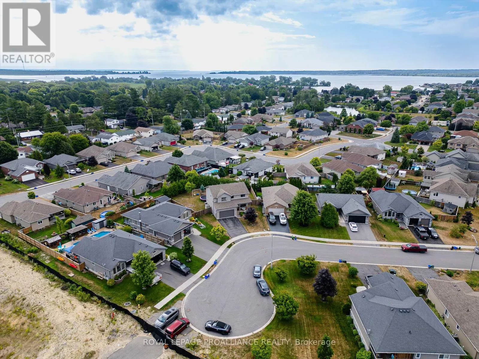 14 PIER DRIVE