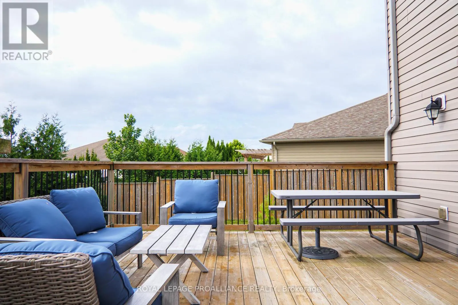 14 PIER DRIVE