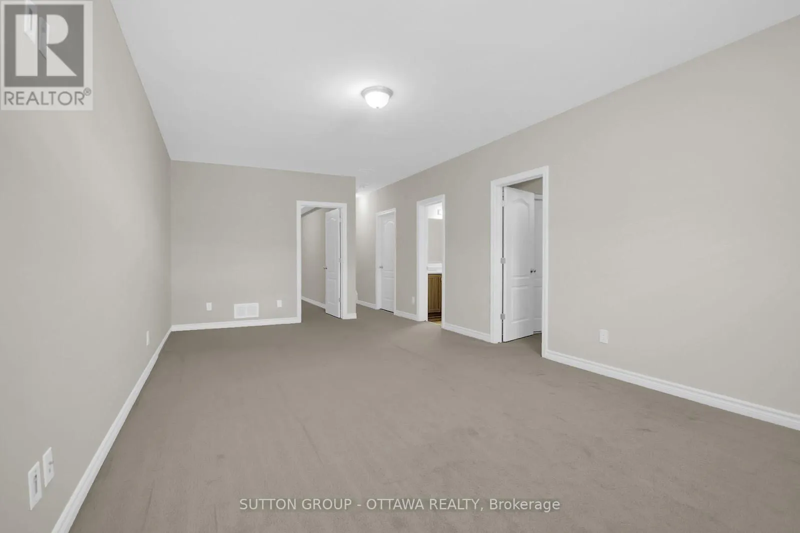 809 CARNELIAN CRESCENT