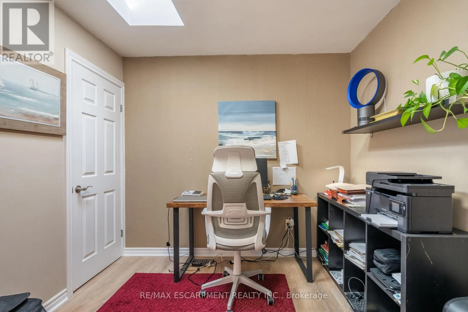 84 SANDRA CRESCENT