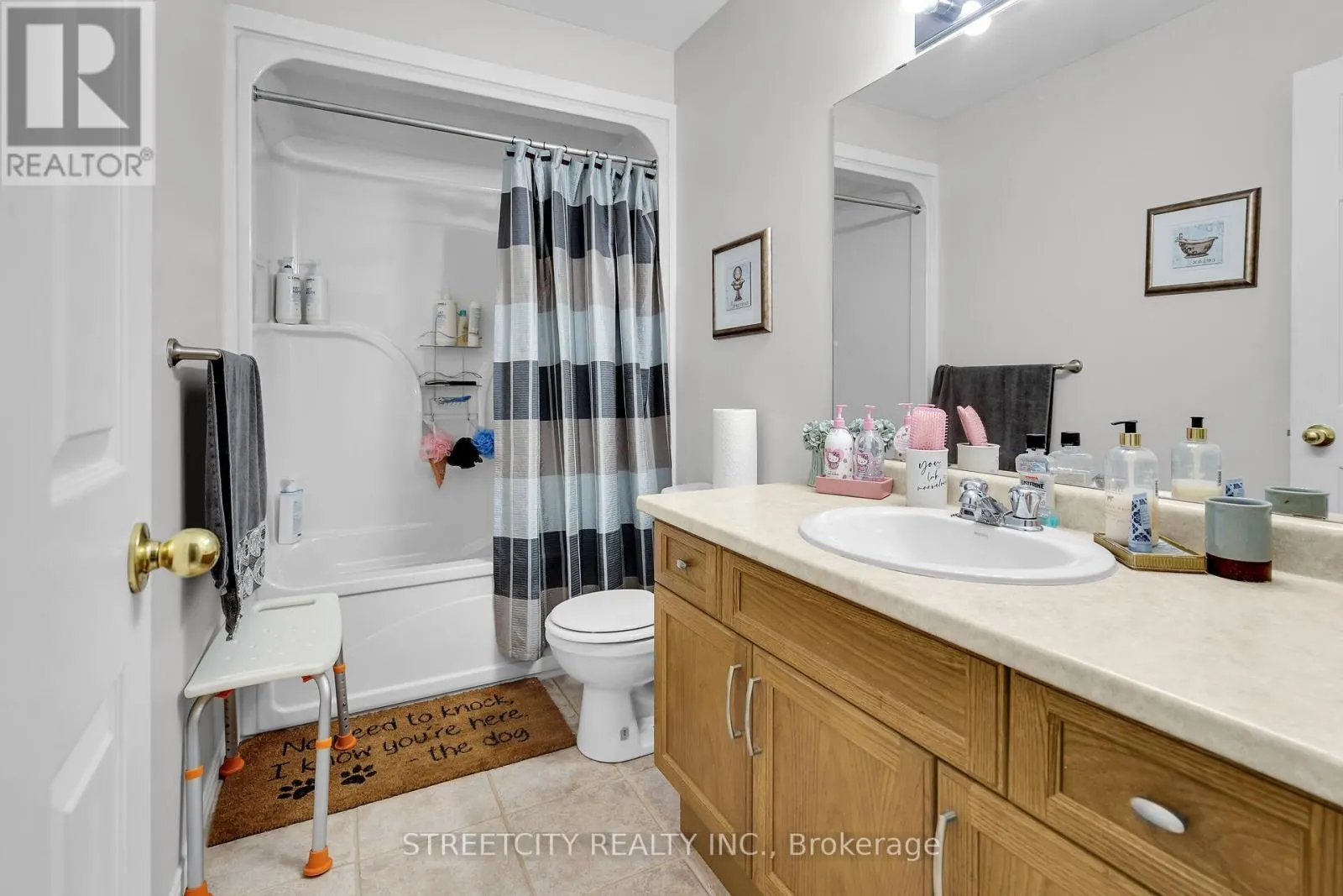 1 - 1320 SAVANNAH DRIVE, #1